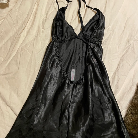 Little mini black slip dress with lace robe - Picture 2 of 4